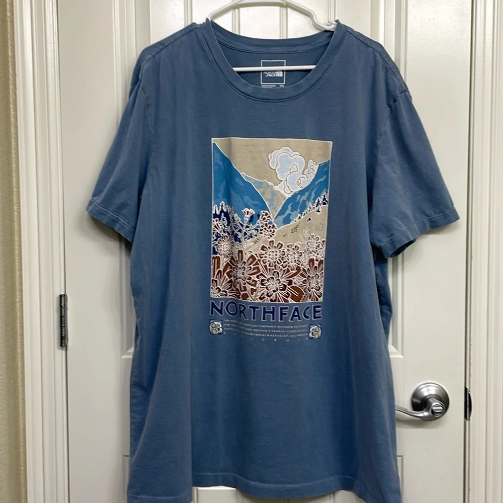The North Face short sleeve shirt